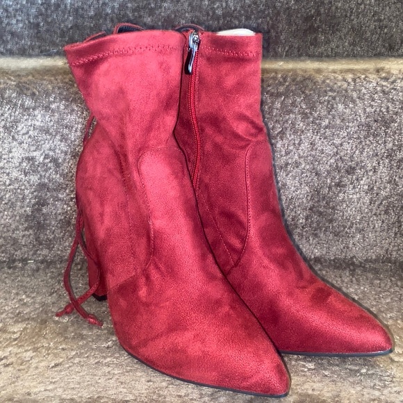 BLOCK HEEL STRETCH BOOTIE, SZ 8.5 - Picture 1 of 5